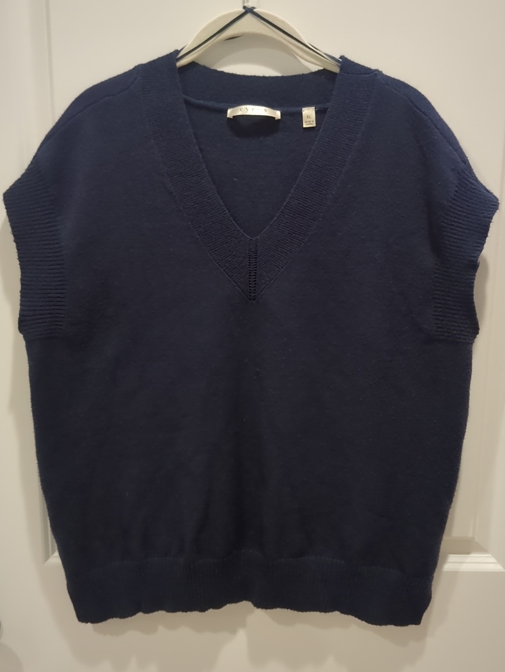Cyrus Navy V-Neck Knit Vest